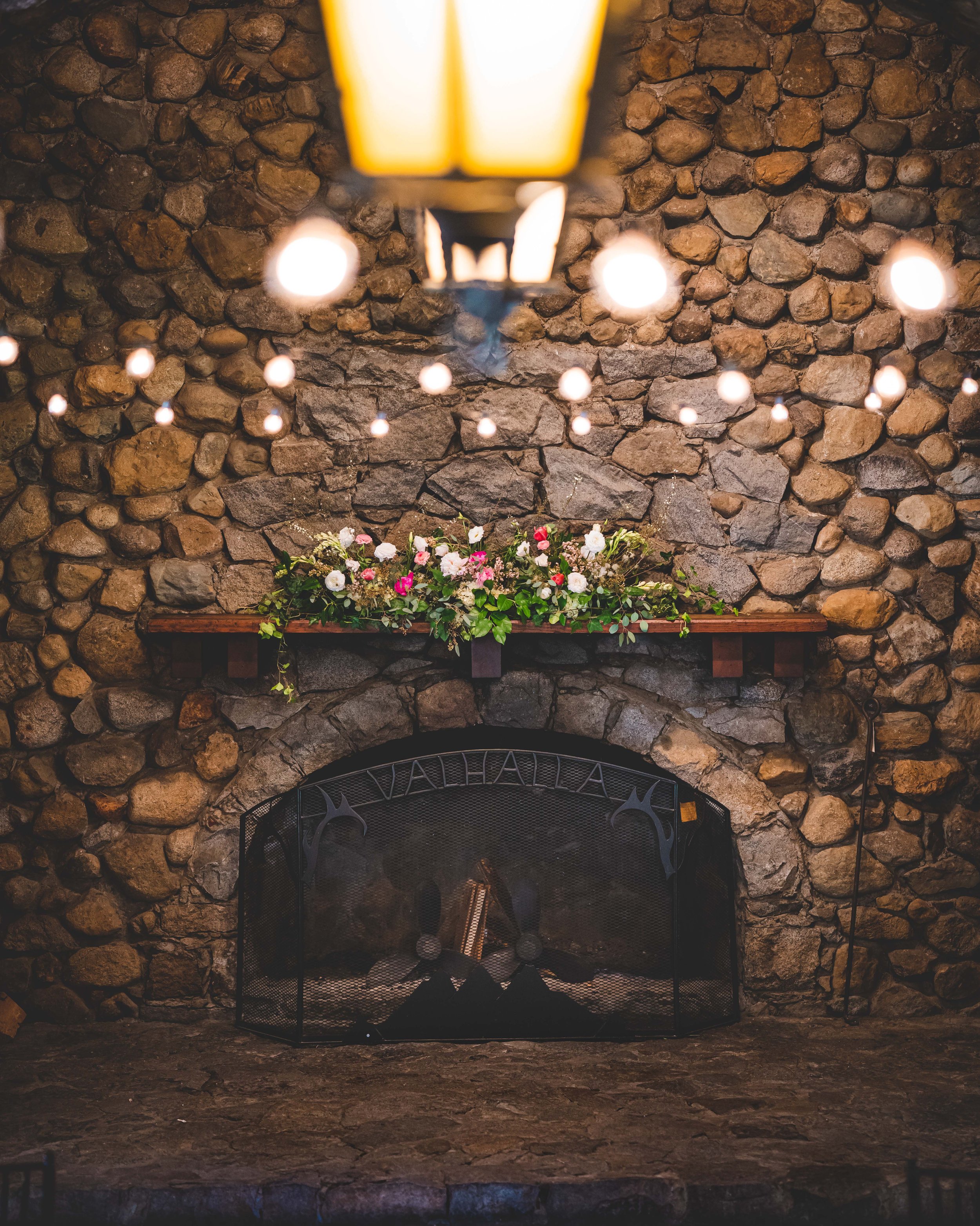 Rustic Meets Art Deco: Alysse & Fernand’s Roaring 20s Tahoe Wedding at Valhalla